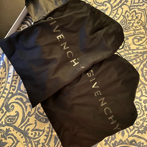 Givenchy Slides (38) - Picture 6 of 7